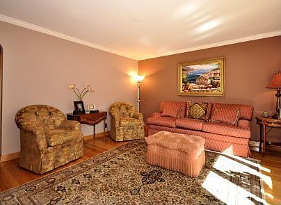 4th image of 1529 Falmouth Ave