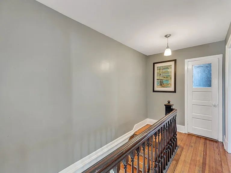 2107 Russell Blvd #2E — Photo 19