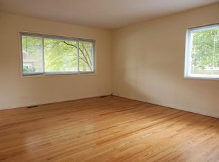 928 Columbus St, Wilmette, IL