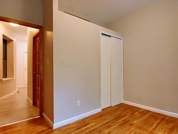 5th image of 32 E 7th St APT 2B