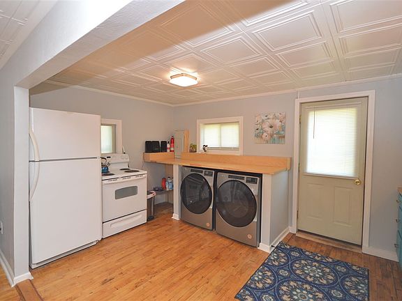 4th image of 5924 Elm St
