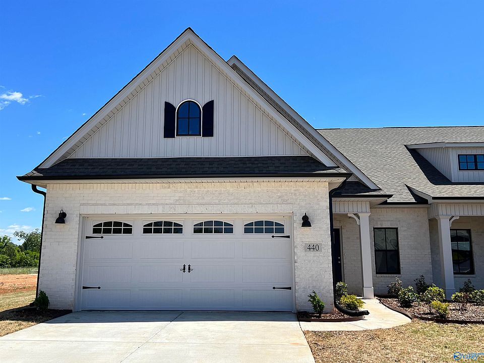 1st image of 440 Tillane Park Cir