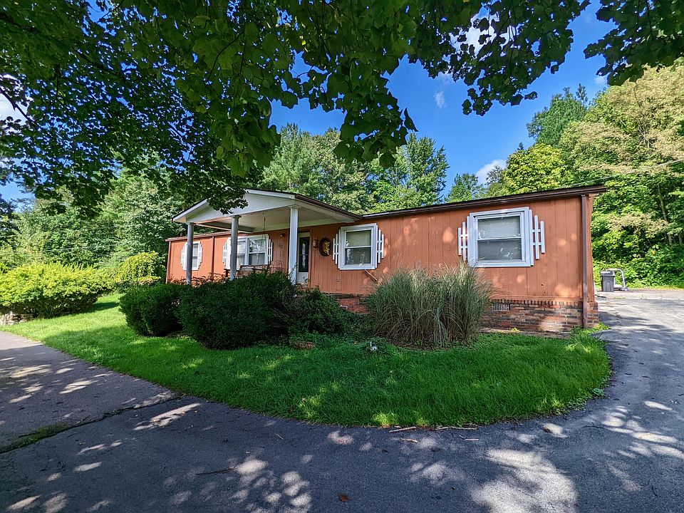 1st image of 157 Tioga Dr