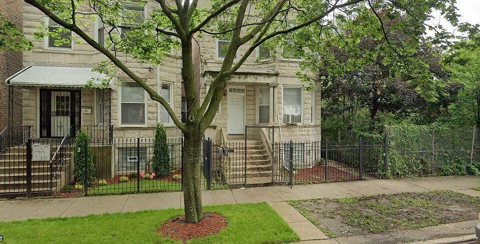 1st image of 1547 S Trumbull Ave