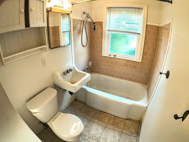 65 Keystone St #2 — Photo 8