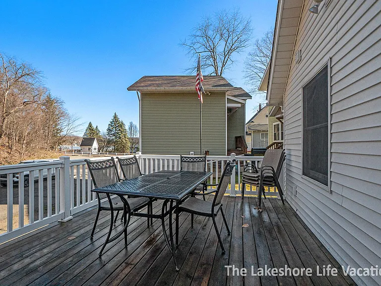 2345 Fern Walk — Photo 2
