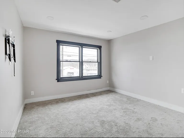 316 Main St #1 — Photo 10
