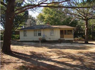 697 Georgia St, Crestview, FL 32536