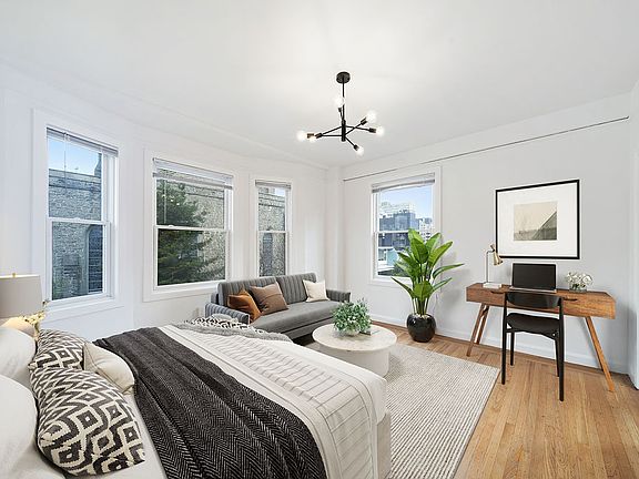 2nd image of 1530 Gough St #70a2ea836