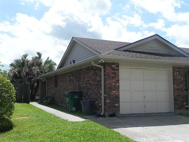 1st image of 2109 Stall Dr