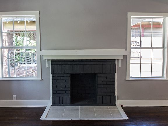 5th image of 807 W Mistletoe Ave