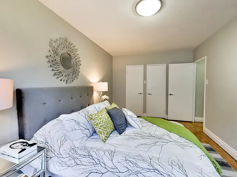 42 Glen Elm Ave #206 — Photo 122