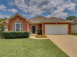 4537 Smithfield Dr, Northport, AL 35476