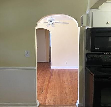 3rd image of 129 E Washington Ave