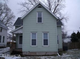 1615 W 8th St, Davenport, IA 52802