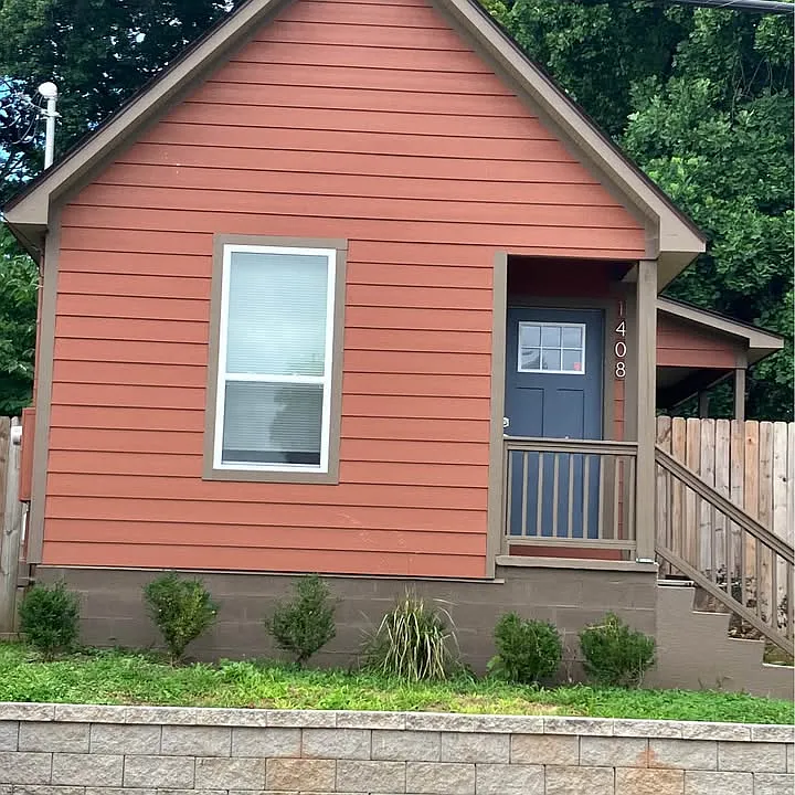 1408 Boyd St