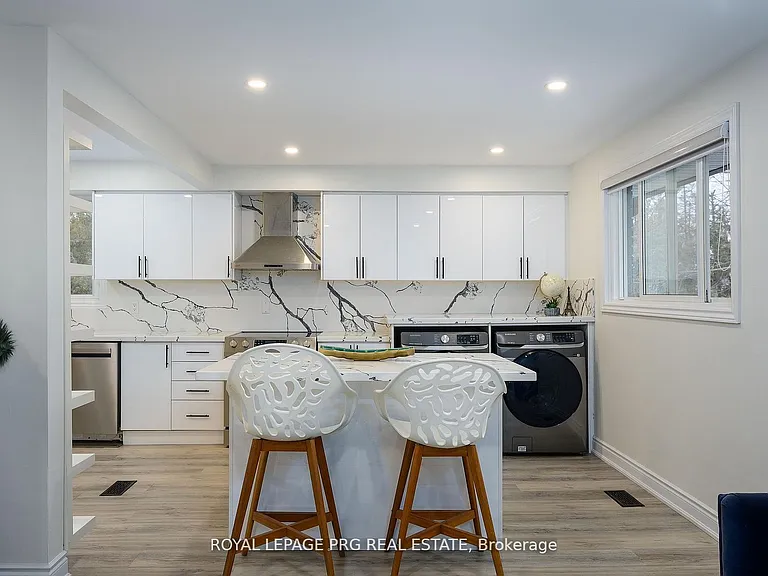 263 Cook St — Photo 4