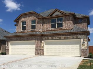 1025/1027 Skyview Ct, Midlothian, TX 76065