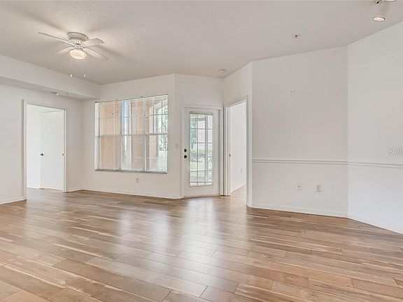 2nd image of 5536 Metrowest Blvd #8-112