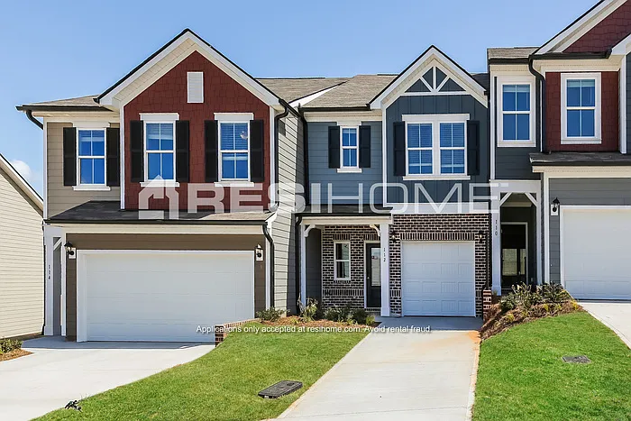 3 bed, 2.5 bath, 1429 sqft, $1,875 — Photo 3