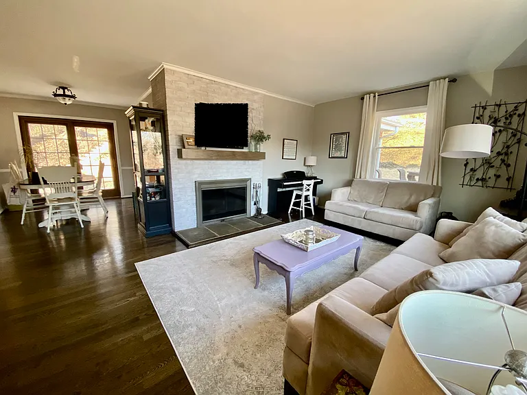 6710 Bracken Ct — Photo 4