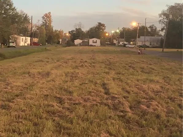 E Lebray St, Lutcher, LA 70071