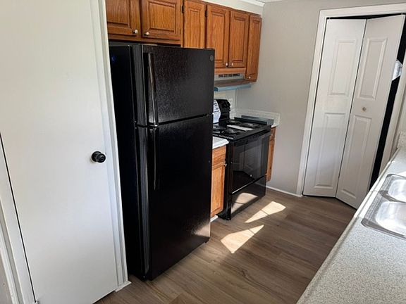 5th image of 5226 John Wilson Dr