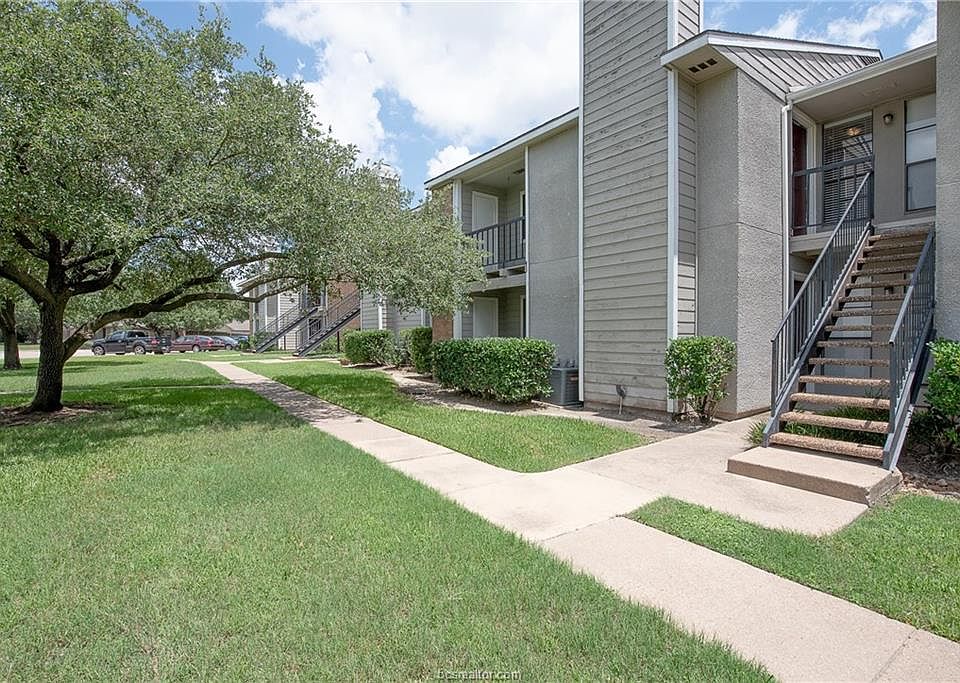 1st image of 1901 Holleman Dr #404