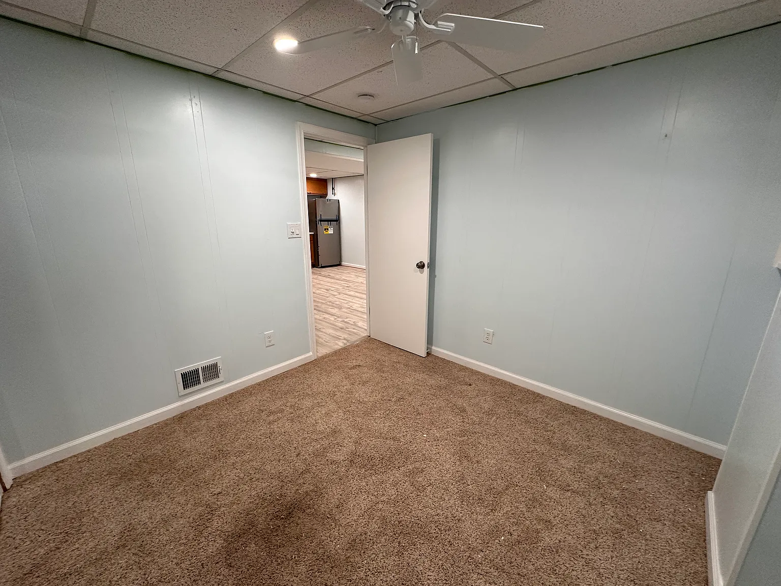 212 Lastner Ln — Photo 3