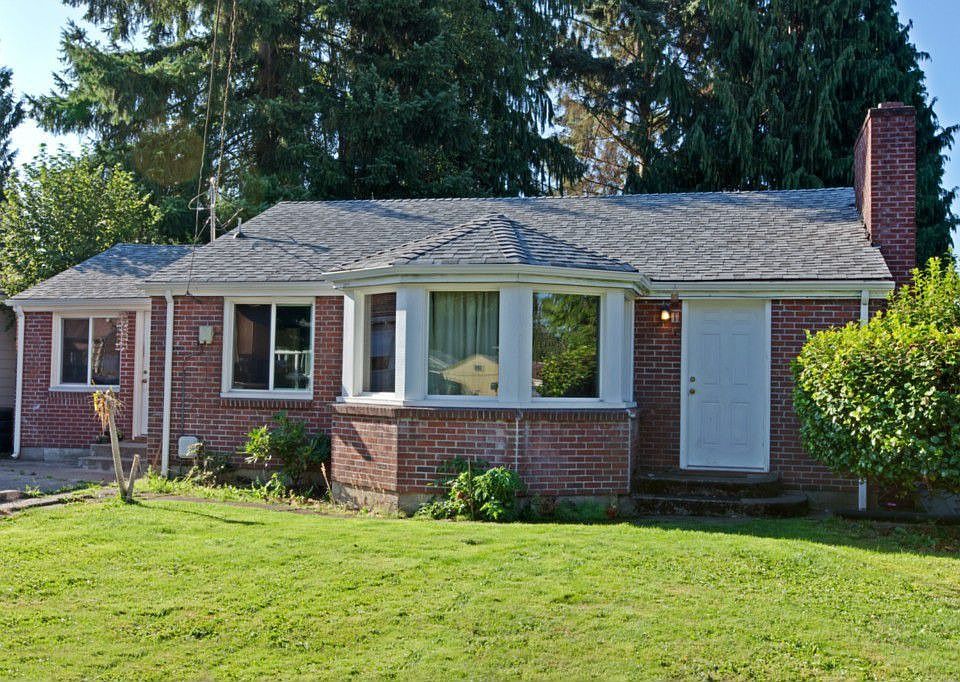 1st image of 2716 Linden Ln