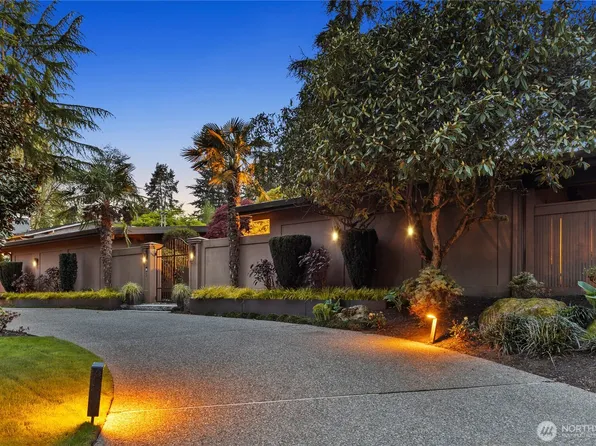 3215 78th Place NE, Medina, WA 98039