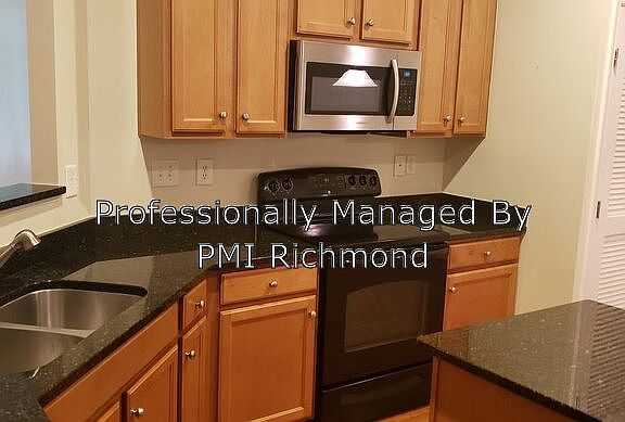 3rd image of 112 Siena Ln