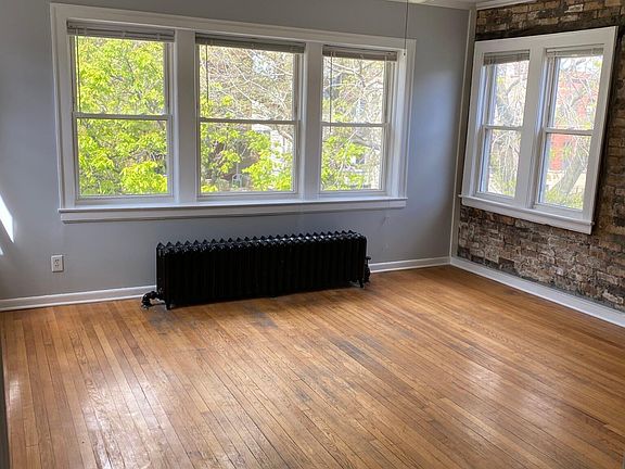 4th image of 3019 Albany