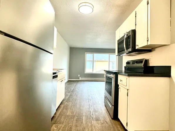 4153 SE Cesar E Chavez Blvd APT 36, Portland, OR 97202