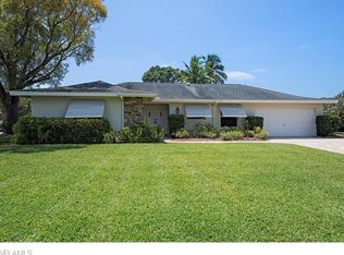 2065 Alamanda Dr, Naples, FL 34102