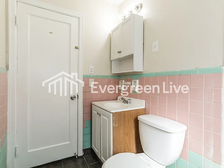 2037 Dallas Ave — Photo 13