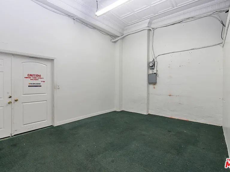 4015 W Olympic Blvd — Photo 7