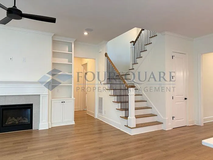 2204 Timberview Dr — Photo 33