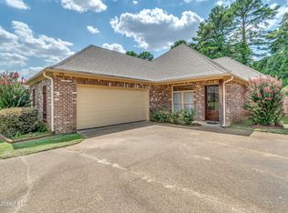 204 Lake Harbour Lndg, Ridgeland, MS 39157