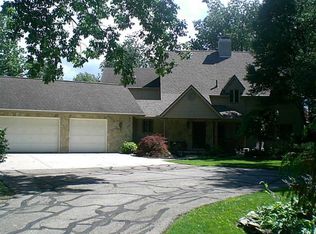 507 Maplewood Ln, Celina, OH 45822