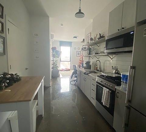 2nd image of 1550 S Blue Island Ave Unit 400