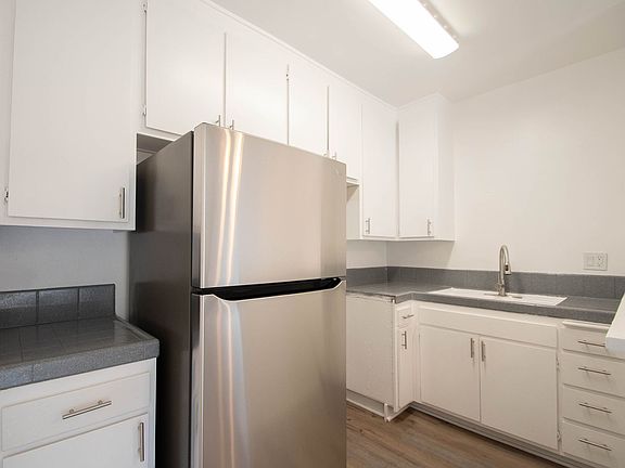 4th image of 10935 Peach Grove St APT 7