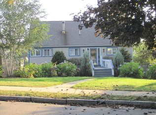 5 Pilgrim Hts, Beverly, MA 01915