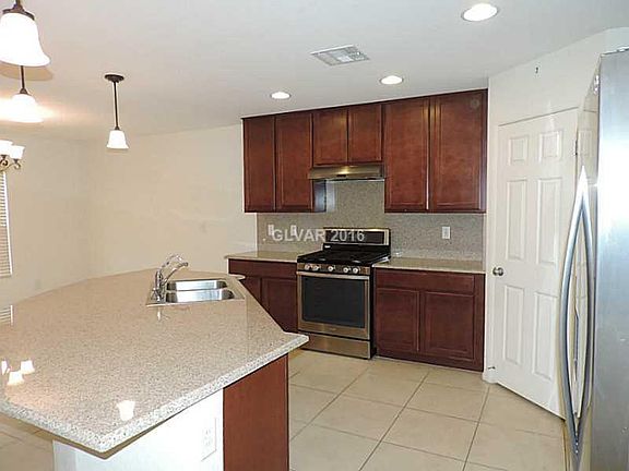 5th image of 10572 Hamdem Ave