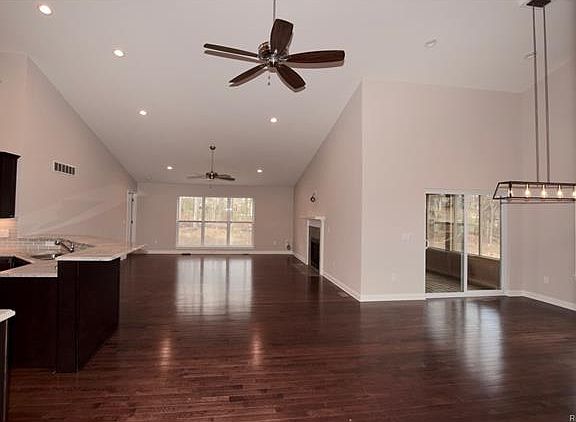 5th image of 8083 Ivy Glen Park Ln