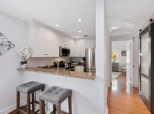 292 14th Ave S APT G, Naples, FL 34102