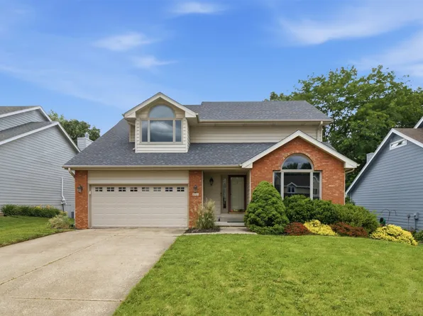 812 S 26th St, West Des Moines, IA 50265