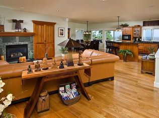 3114 NW Colonial Dr, Bend, OR 97703