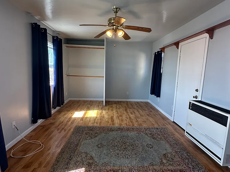 4374 Harvard Ave — Photo 2