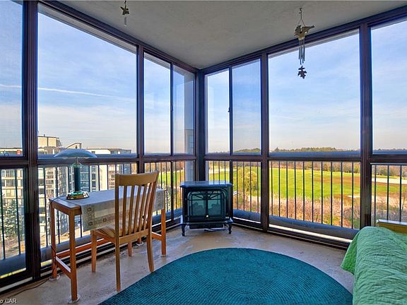 5th image of 22 Marilyn Dr #903